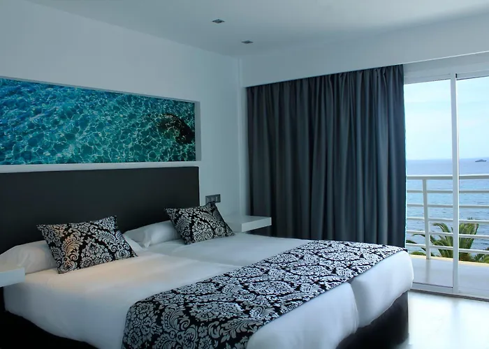 Hotel BG Nautico Ebeso Ibiza città